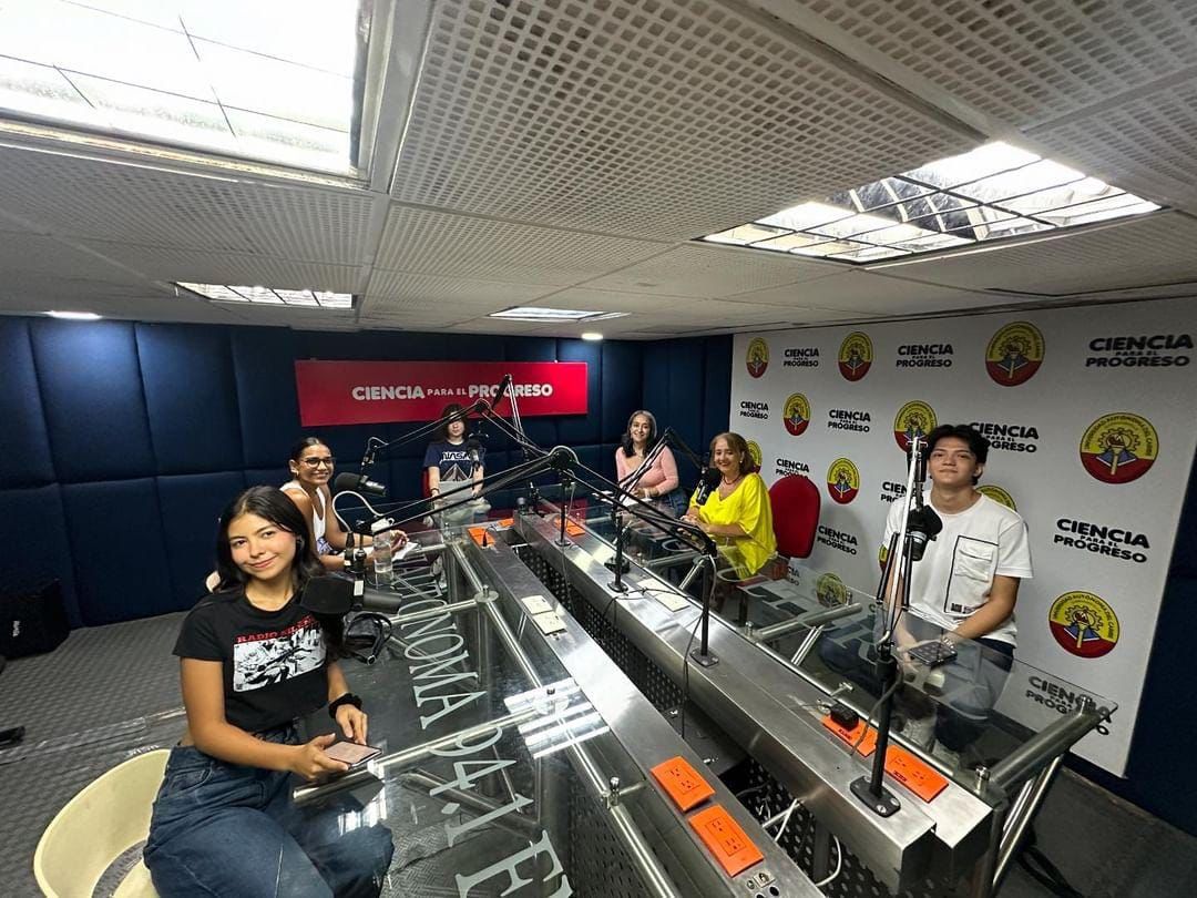 Hora Pico: el nuevo programa radial de Uniautónoma 94.1 que conquista a Barranquilla